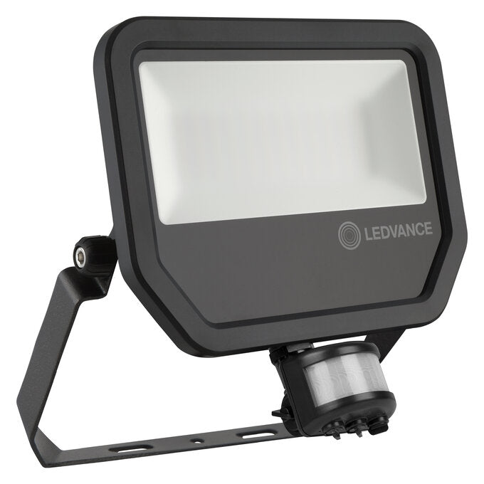 LEDVANCE Floodlight LED 50W/4000K ar sensoru, melns GEN 3